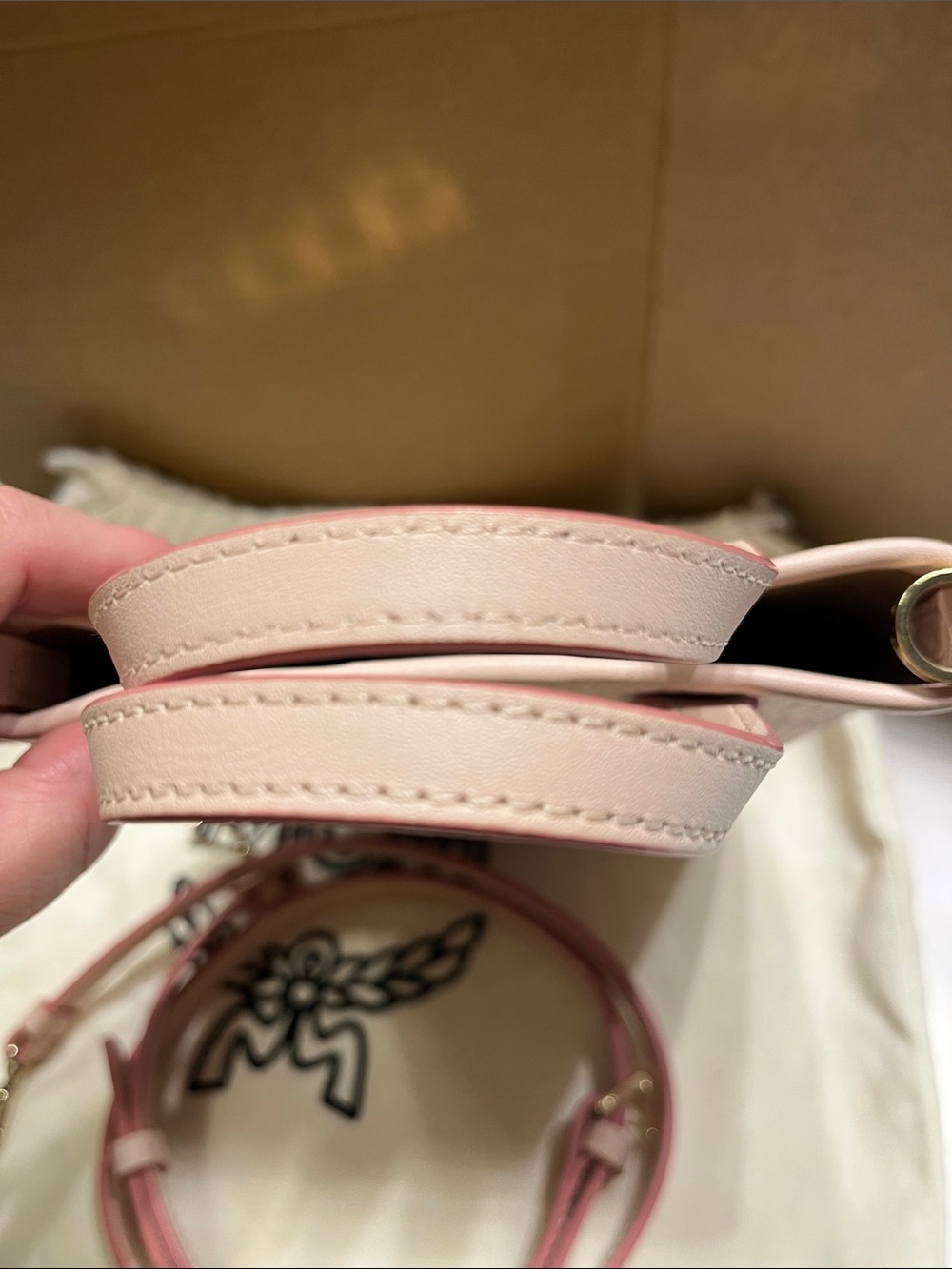 MCM Bag - Picture 6 of 8